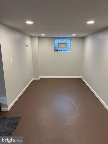 129 OAK AVE, Westville, NJ 08093