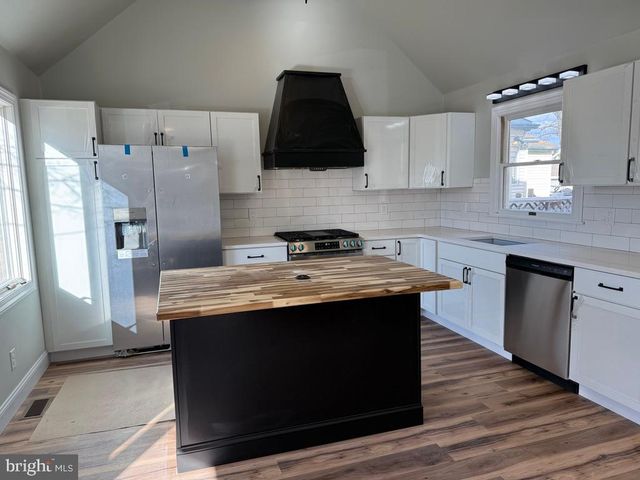 129 OAK AVE, Westville, NJ 08093