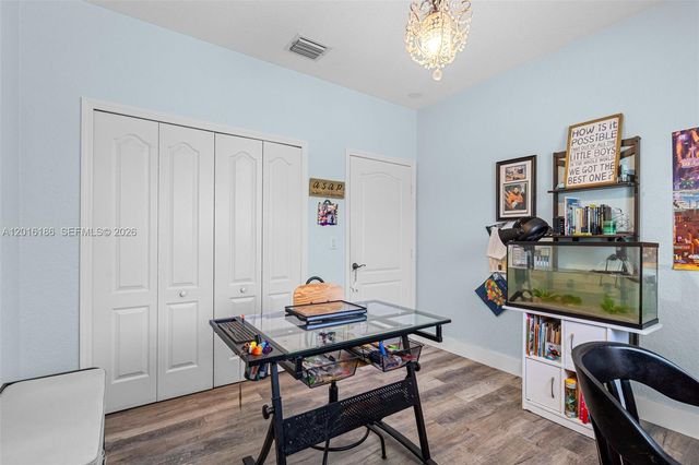 16238 NW 91st Ave, Miami Lakes, FL 33018