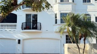 391 4th ST S 401, Naples, FL 34102