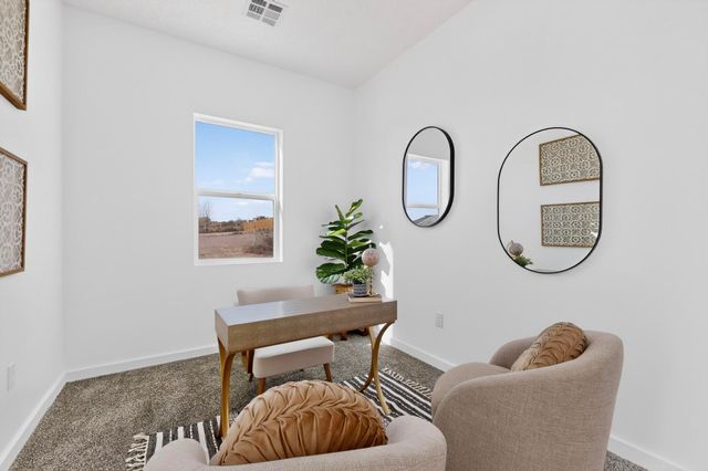 1401 Villa Place SE, Rio Rancho, NM 87124