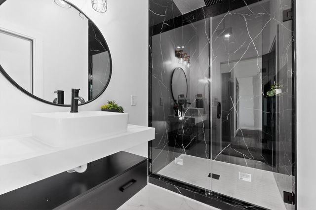 1401 Villa Place SE, Rio Rancho, NM 87124