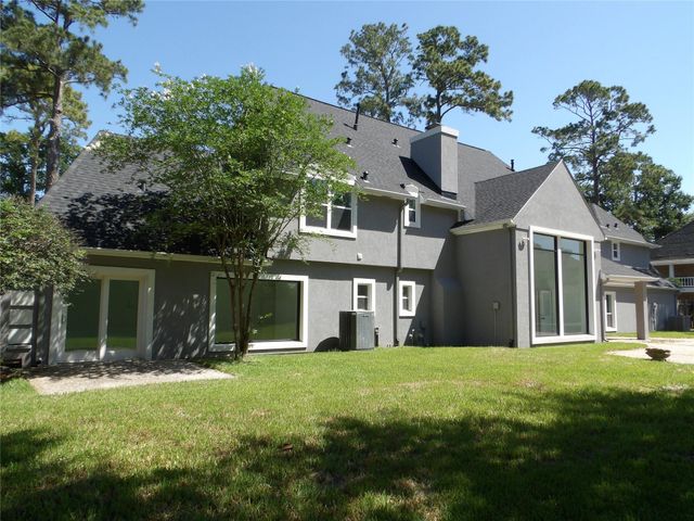 5623 Theall Road, Houston, TX 77066