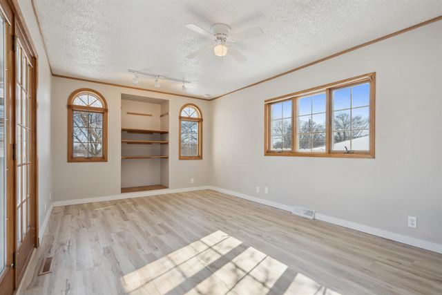 603 Division Street, Cedar Falls, IA 50613