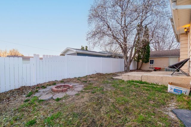 603 Division Street, Cedar Falls, IA 50613