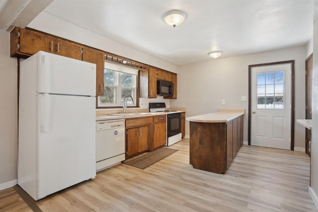 603 Division Street, Cedar Falls, IA 50613