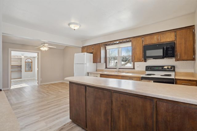 603 Division Street, Cedar Falls, IA 50613