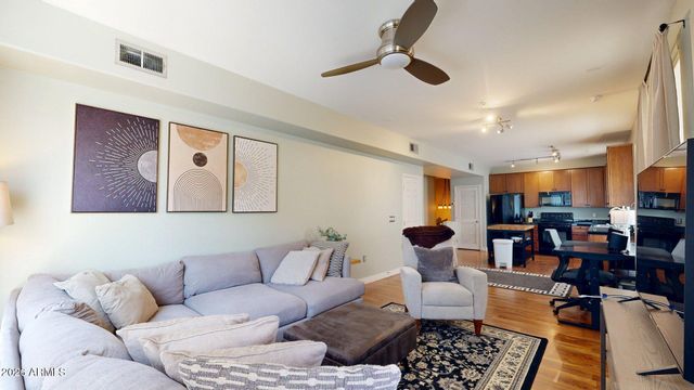 615 E PORTLAND Street 118, Phoenix, AZ 85004