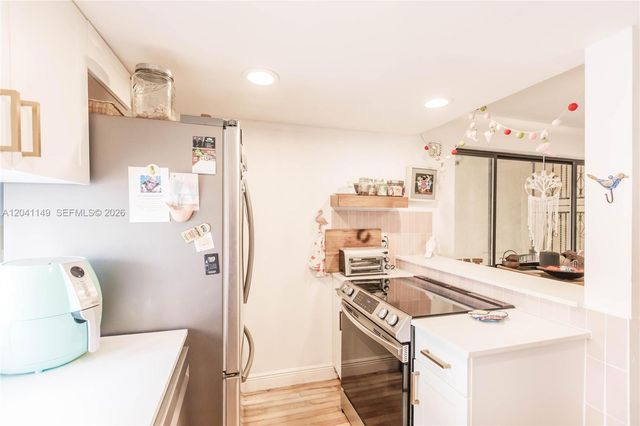 2956 Bird Avenue 6, Miami, FL 33133