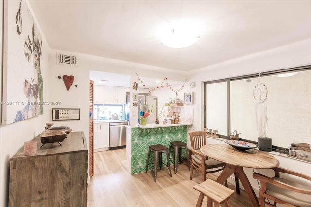 2956 Bird Avenue 6, Miami, FL 33133