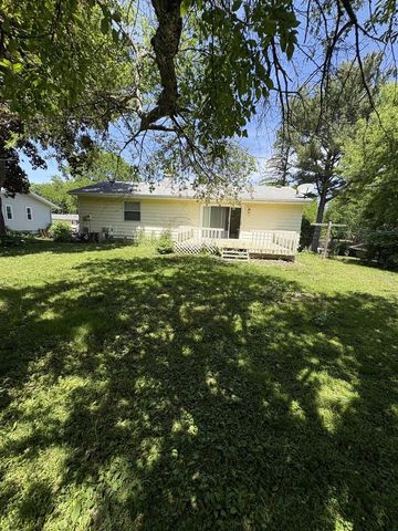 5205 Meadowood Drive, Fitchburg, WI 53711