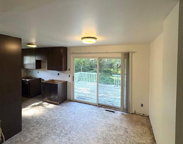 5205 Meadowood Drive, Fitchburg, WI 53711