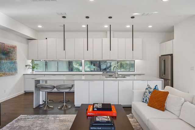 4805 Caxton Court, Dallas, TX 75204