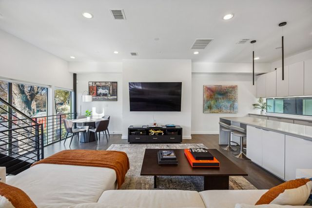 4805 Caxton Court, Dallas, TX 75204