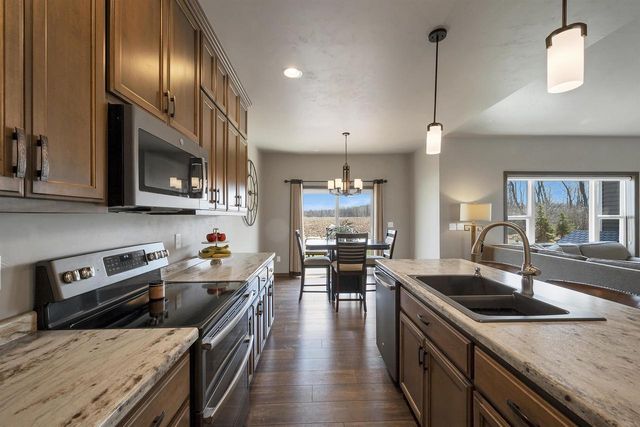 2715 ANDROMEDA DRIVE, De Pere, WI 54115