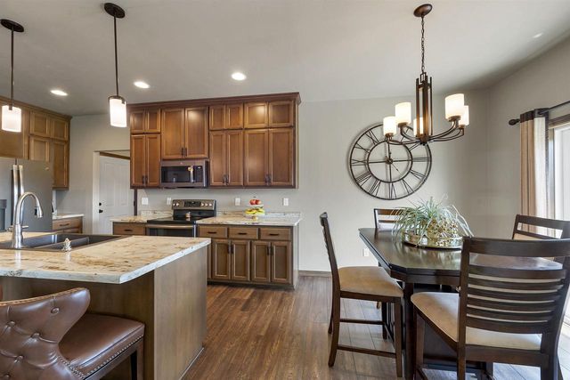 2715 ANDROMEDA DRIVE, De Pere, WI 54115