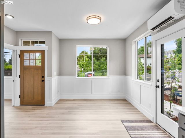 3614 Sw Vermont St, Portland, OR 97219