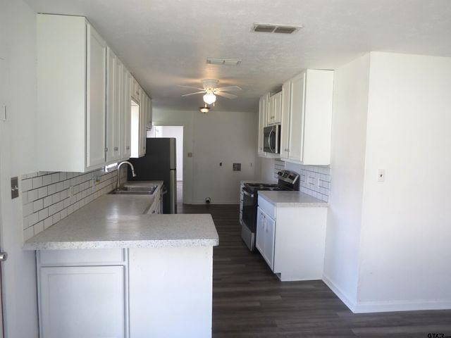 113 CR 2434, Mineola, TX 75773