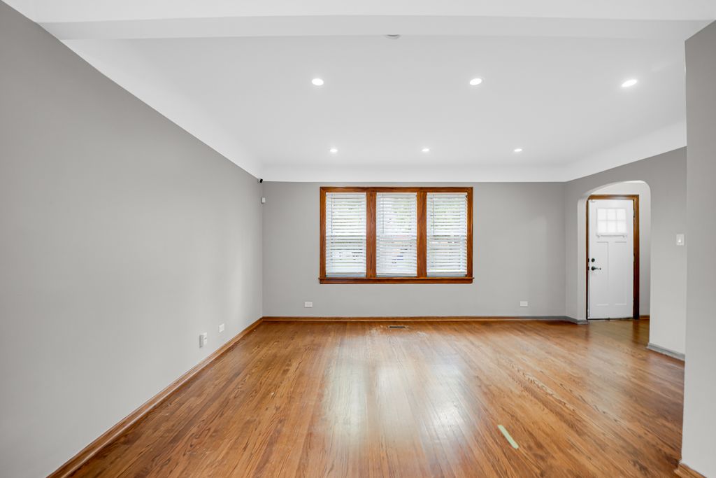 12151 Greenwood Avenue, Blue Island, IL 60406 — photo 4