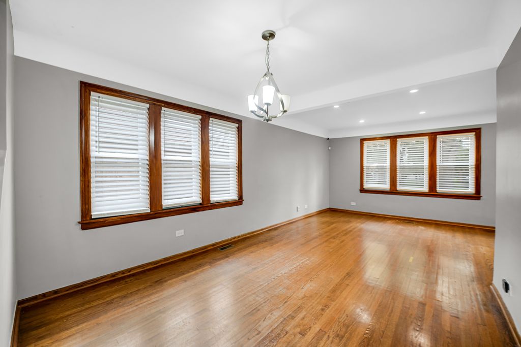 12151 Greenwood Avenue, Blue Island, IL 60406 — photo 5