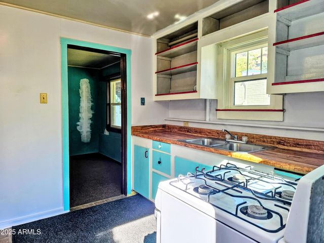 500 TOMBSTONE Canyon, Bisbee, AZ 85603