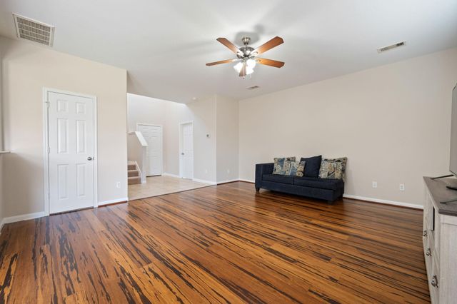 803 Marigold Road, Baytown, TX 77521