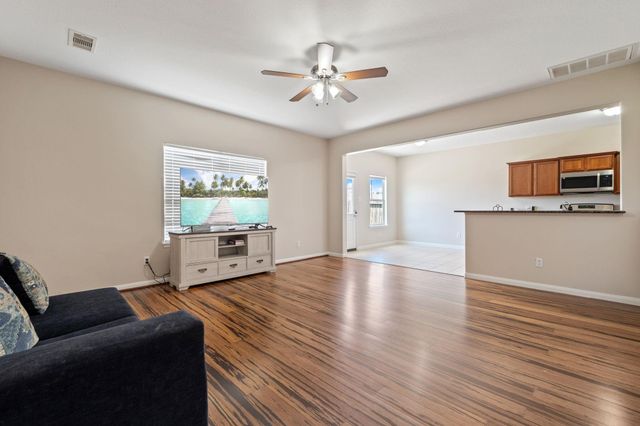 803 Marigold Road, Baytown, TX 77521