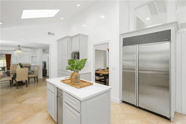 31 Silver Crescent, Irvine, CA 92603