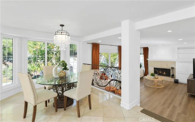 31 Silver Crescent, Irvine, CA 92603