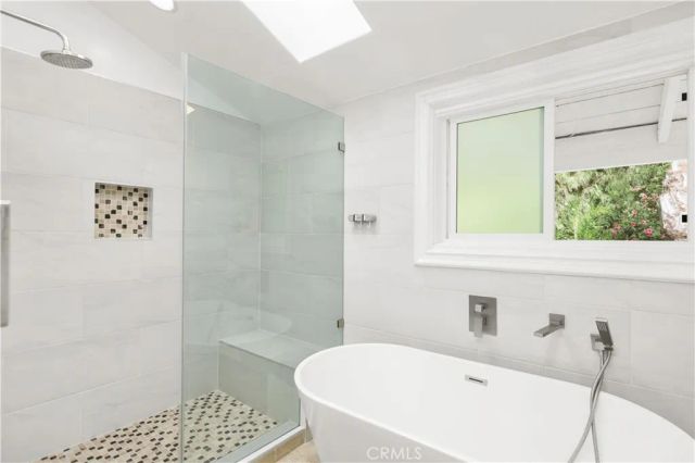 31 Silver Crescent, Irvine, CA 92603