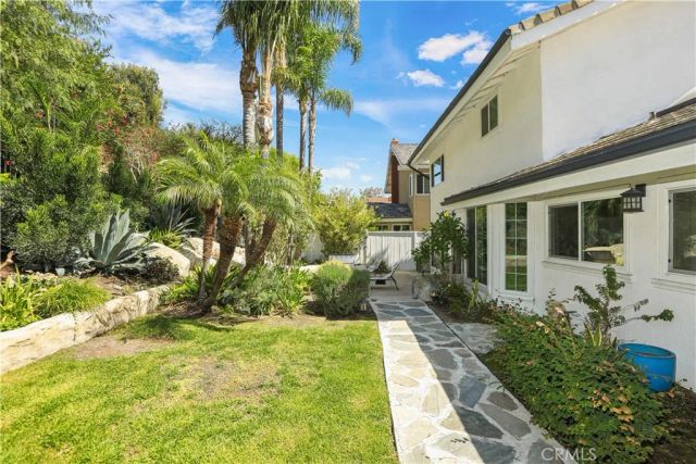 31 Silver Crescent, Irvine, CA 92603
