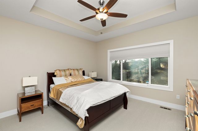 803 S 93rd Street, West Des Moines, IA 50266