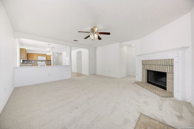7468 PARAISO PT, Boerne, TX 78015