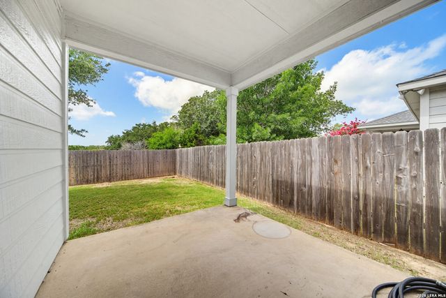 7468 PARAISO PT, Boerne, TX 78015