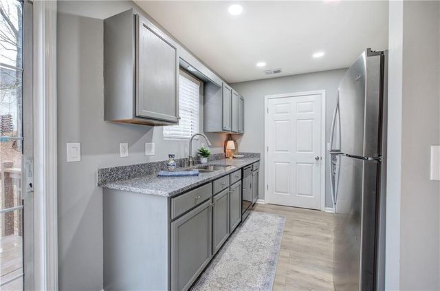 91 Westside Chase SW, Cartersville, GA 30120