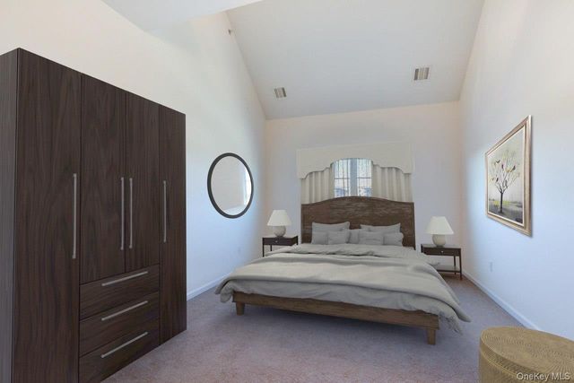 330 Maple Avenue 17, Westbury, NY 11590