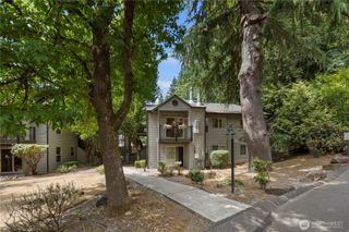 9805 Avondale Road NE #L238, Redmond, WA 98052