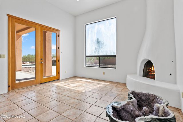 6200 N Abington Road, Tucson, AZ 85743