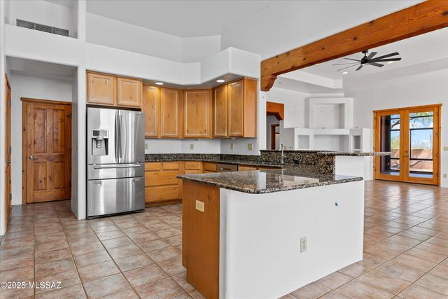 6200 N Abington Road, Tucson, AZ 85743