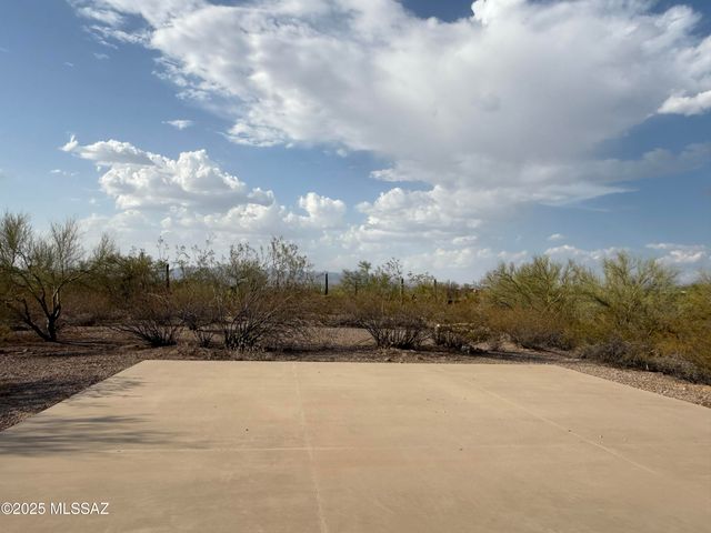 6200 N Abington Road, Tucson, AZ 85743