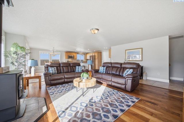 4908 Auburn Pl, Kennewick, WA 99337