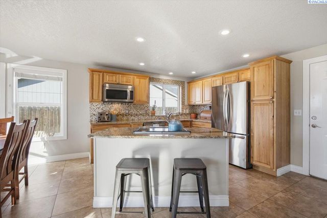 4908 Auburn Pl, Kennewick, WA 99337