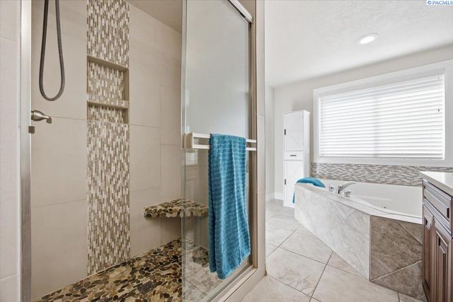 4908 Auburn Pl, Kennewick, WA 99337