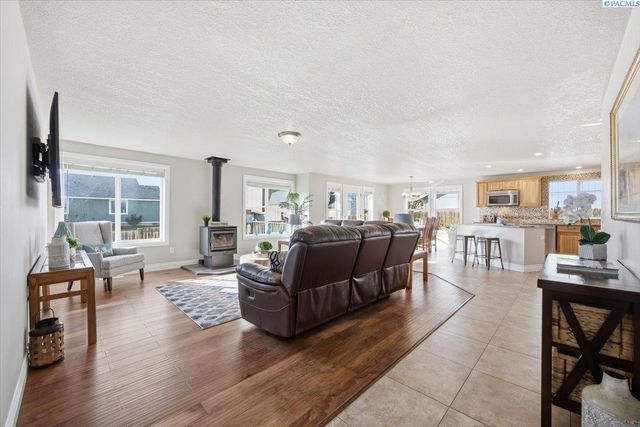 4908 Auburn Pl, Kennewick, WA 99337