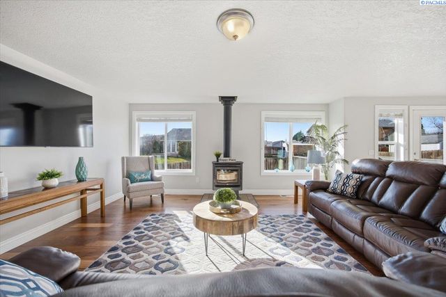 4908 Auburn Pl, Kennewick, WA 99337