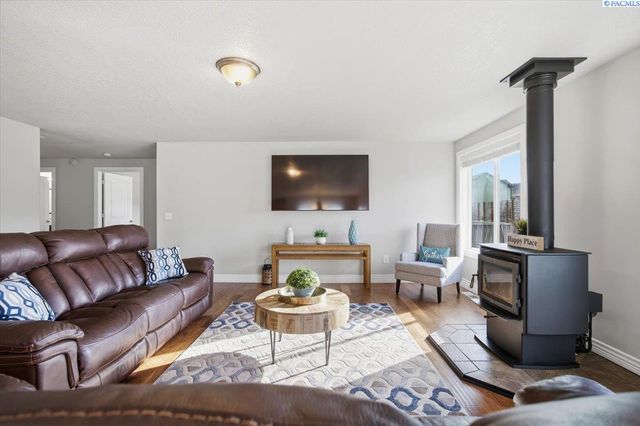 4908 Auburn Pl, Kennewick, WA 99337