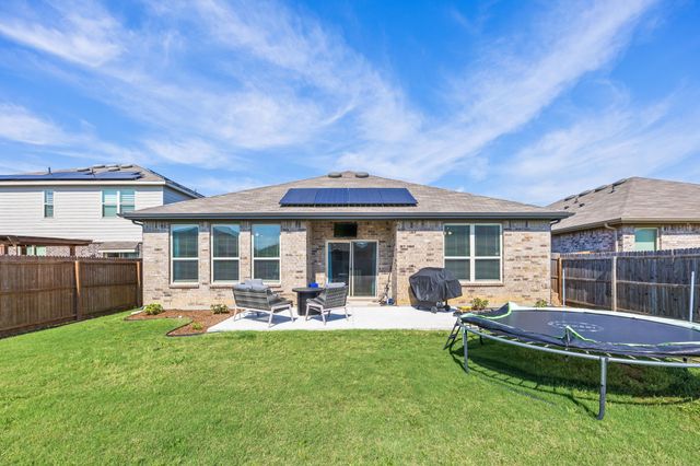 1017 Waverly Drive, Van Alstyne, TX 75495