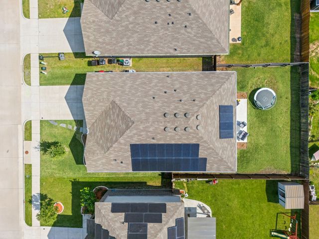 1017 Waverly Drive, Van Alstyne, TX 75495