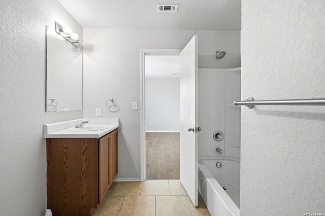 10947 Rustic Spoke, San Antonio, TX 78245