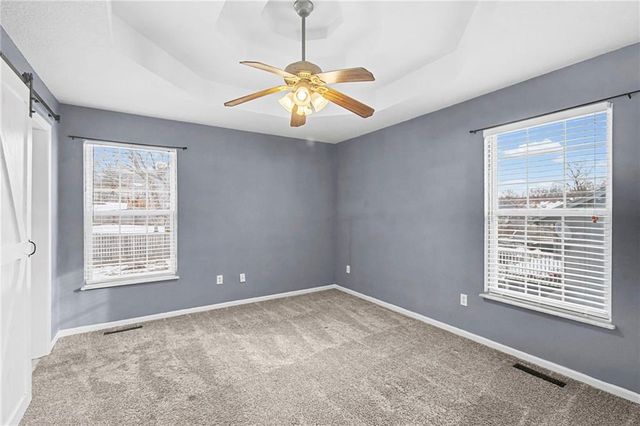 4803 NW Pennington Lane, Blue Springs, MO 64015